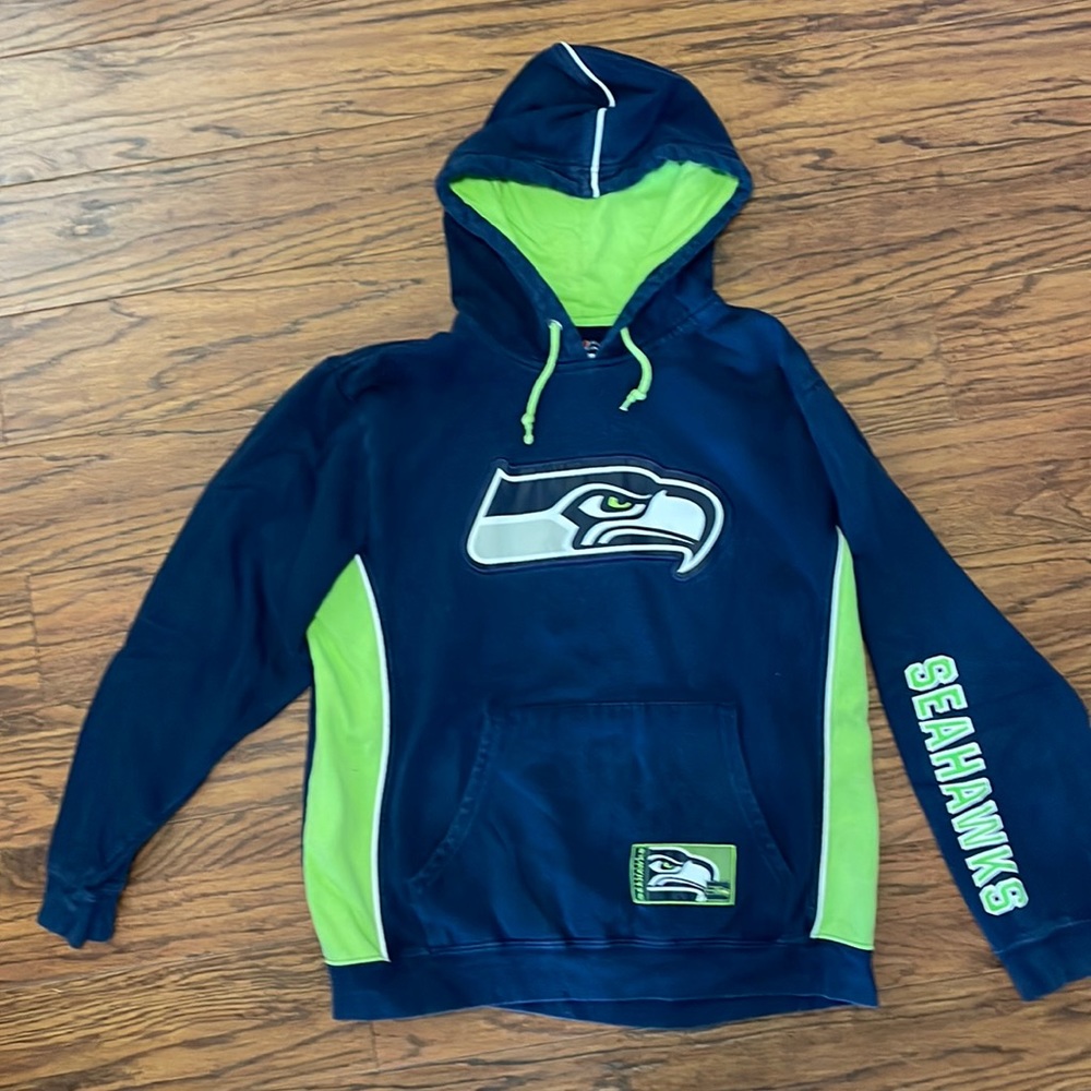 Adult Large Seahawks hooded pullover sweatshirt. Gently washed and worn.